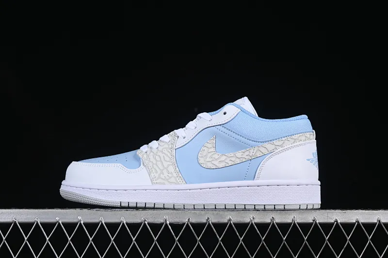 All categories Air Jordan Jordan series basketball shoes Air Jordan 1 Low Air Jordan 1 Low "True Blue" AJ1 Joe 1 burst white and blue color low-top basketball shoes IB7692-400